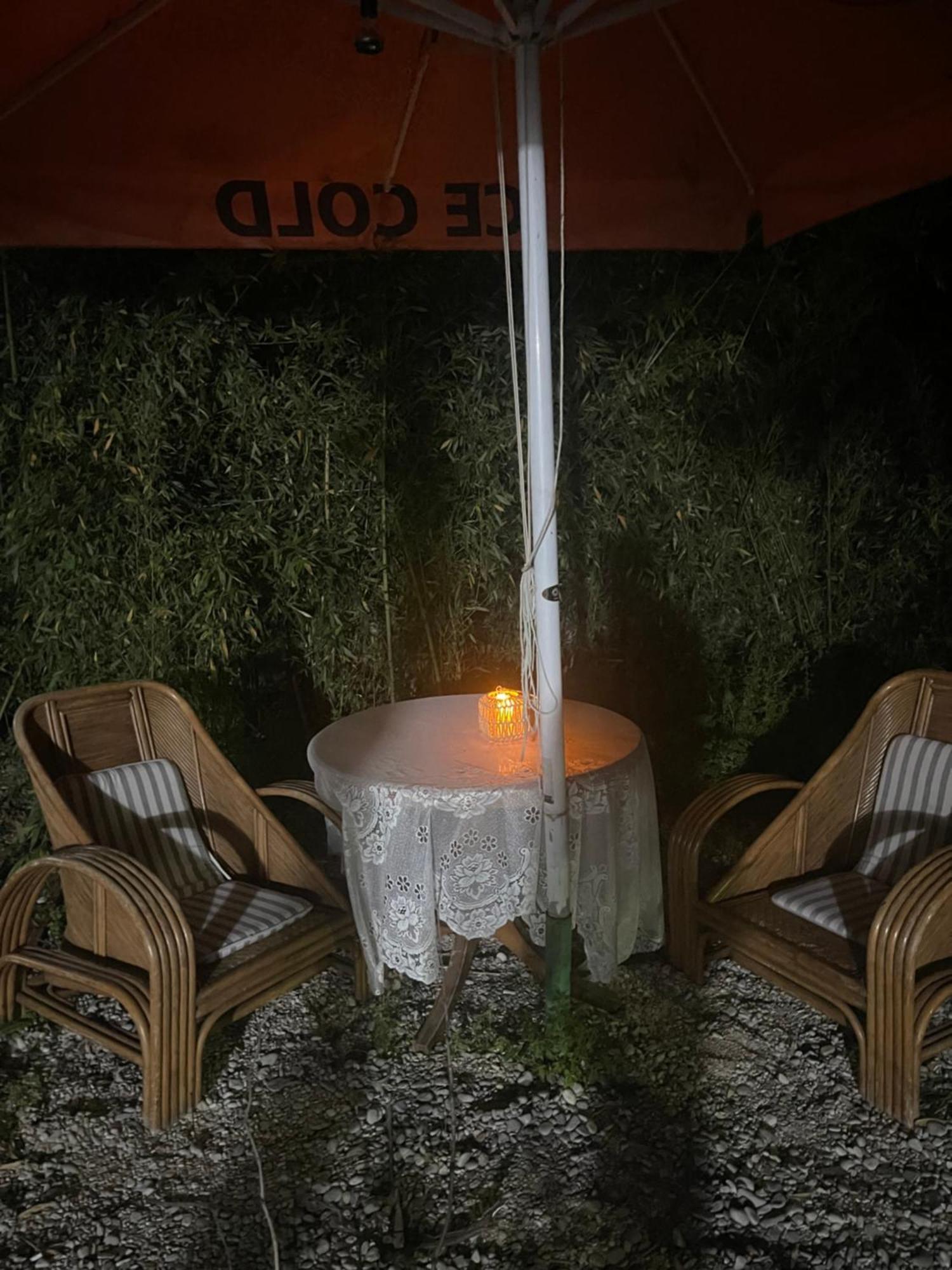 Gezos Apartment Himara Kültér fotó